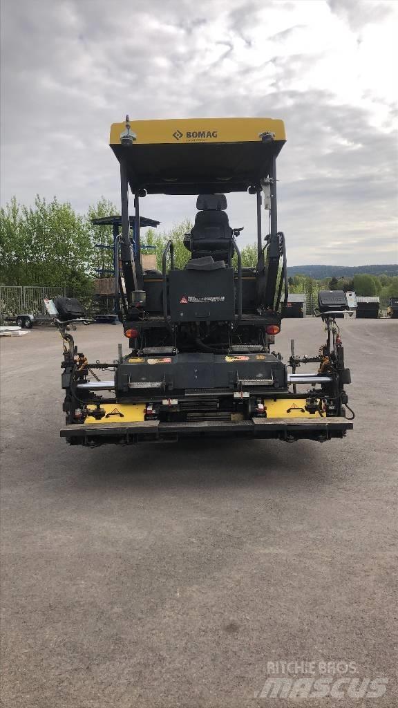 Bomag BF 300 P-2 Rozściełacze do asfaltu