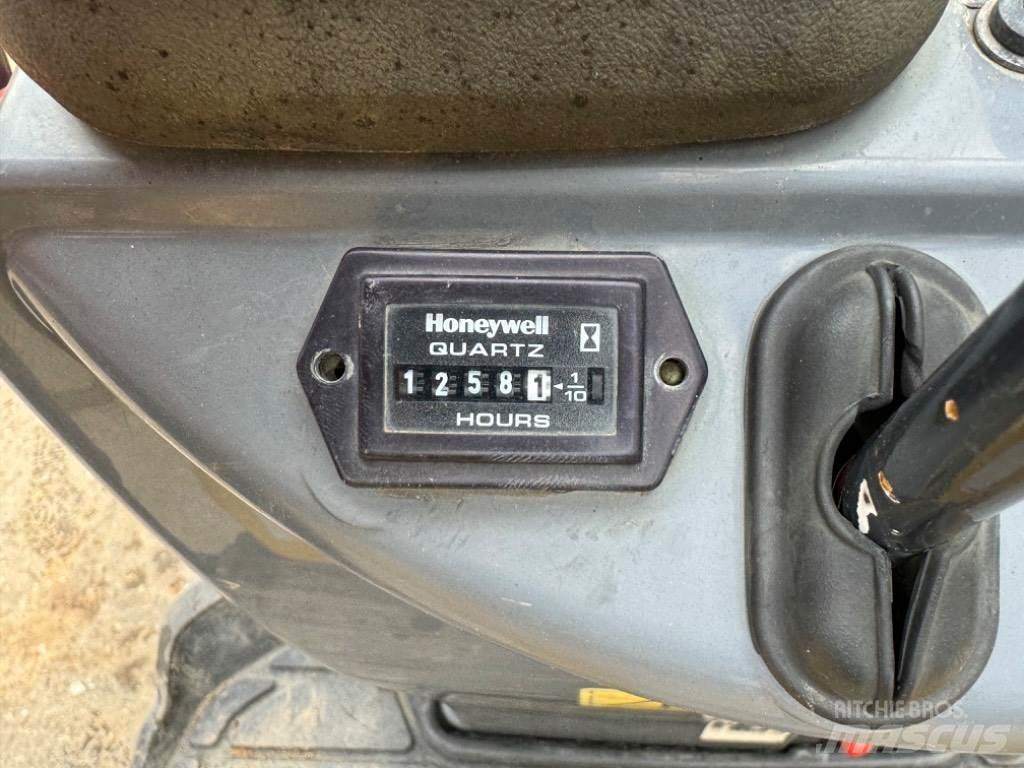Yanmar SV08 (1C088) Minikoparki