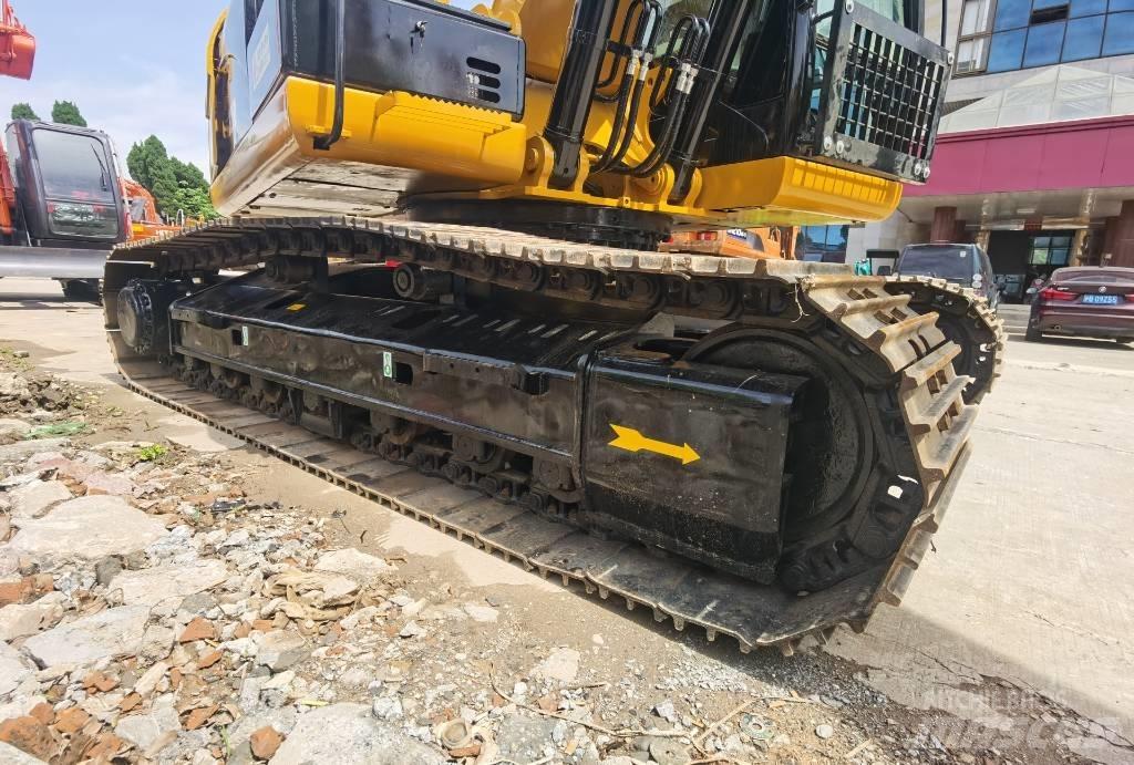 CAT 325D Koparki gąsienicowe