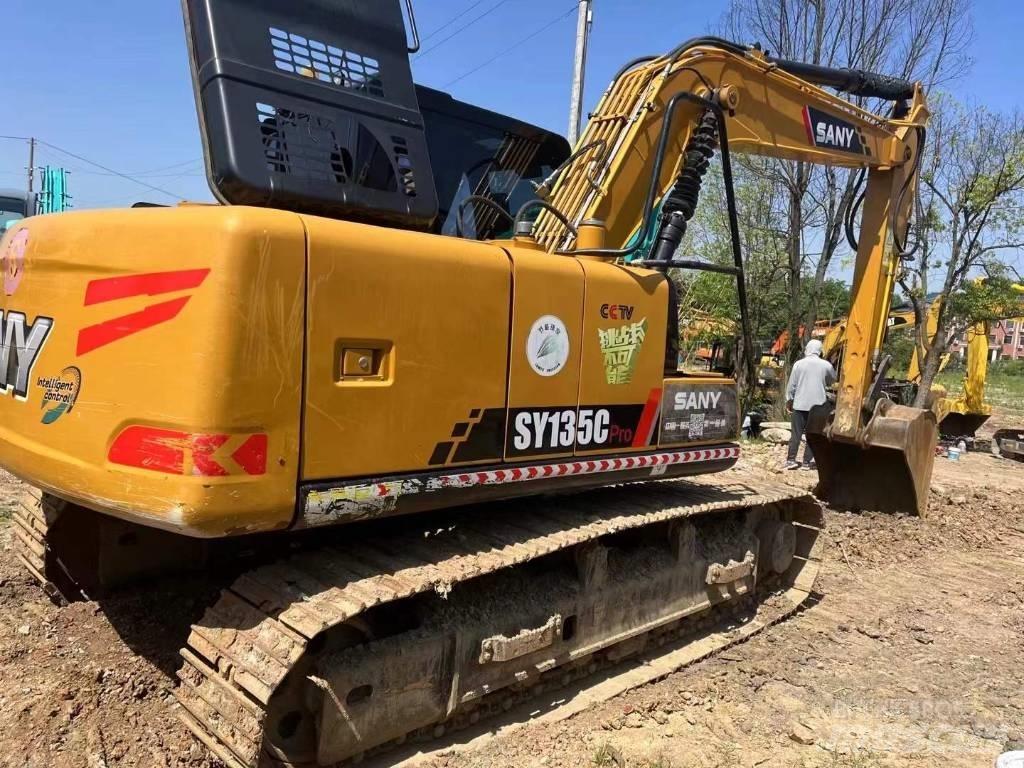 Sany SY 135 Koparki gąsienicowe