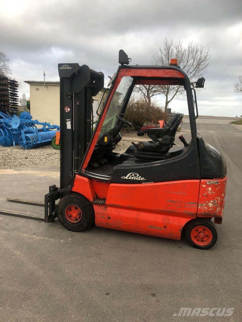 Linde E 25 Wózki elektryczne