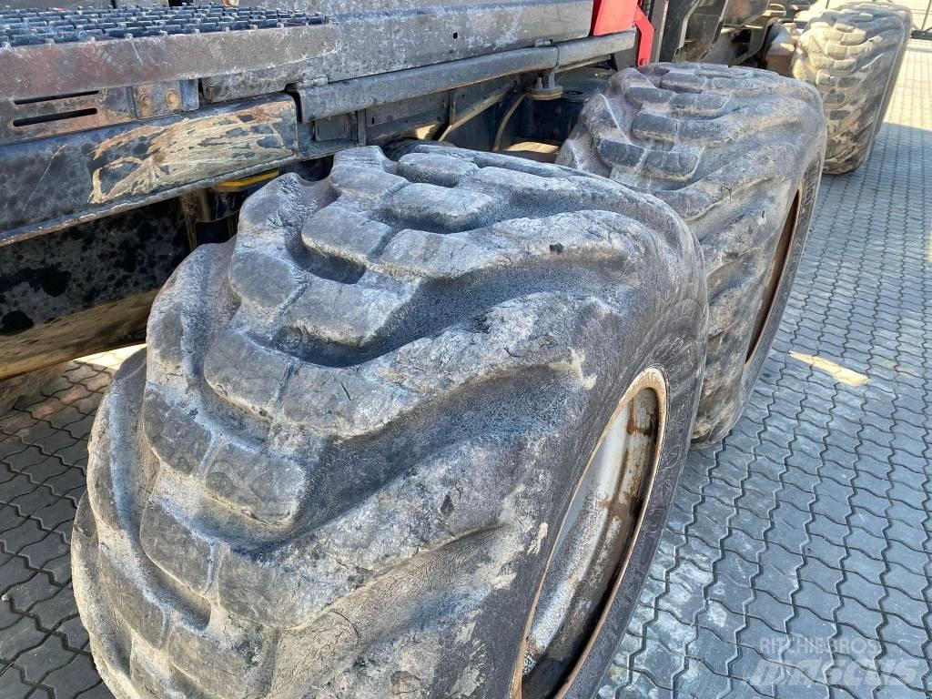 Komatsu 875 Forwardery
