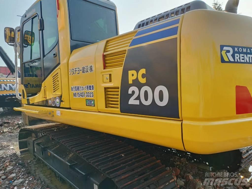 Komatsu PC 200-8 Koparki gąsienicowe