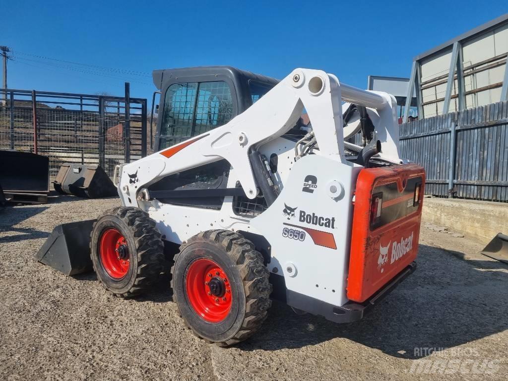 Bobcat 650S Ładowarki burtowe