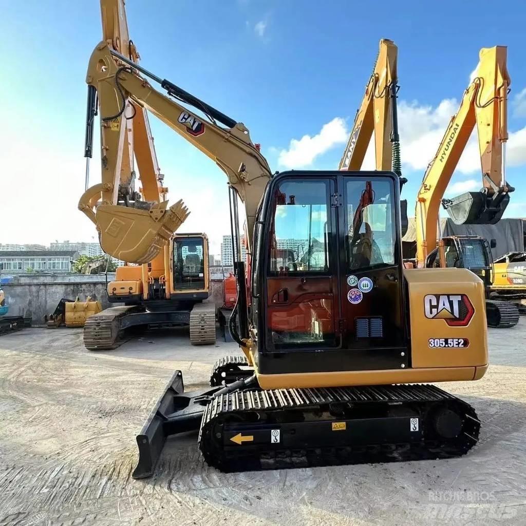 CAT 305.5 Minikoparki