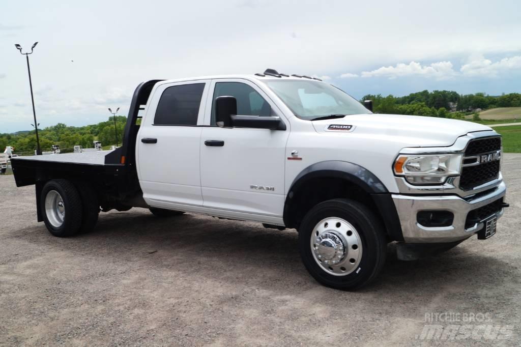 RAM 4500 TRADESMAN Ciężarówki typu Platforma / Skrzynia