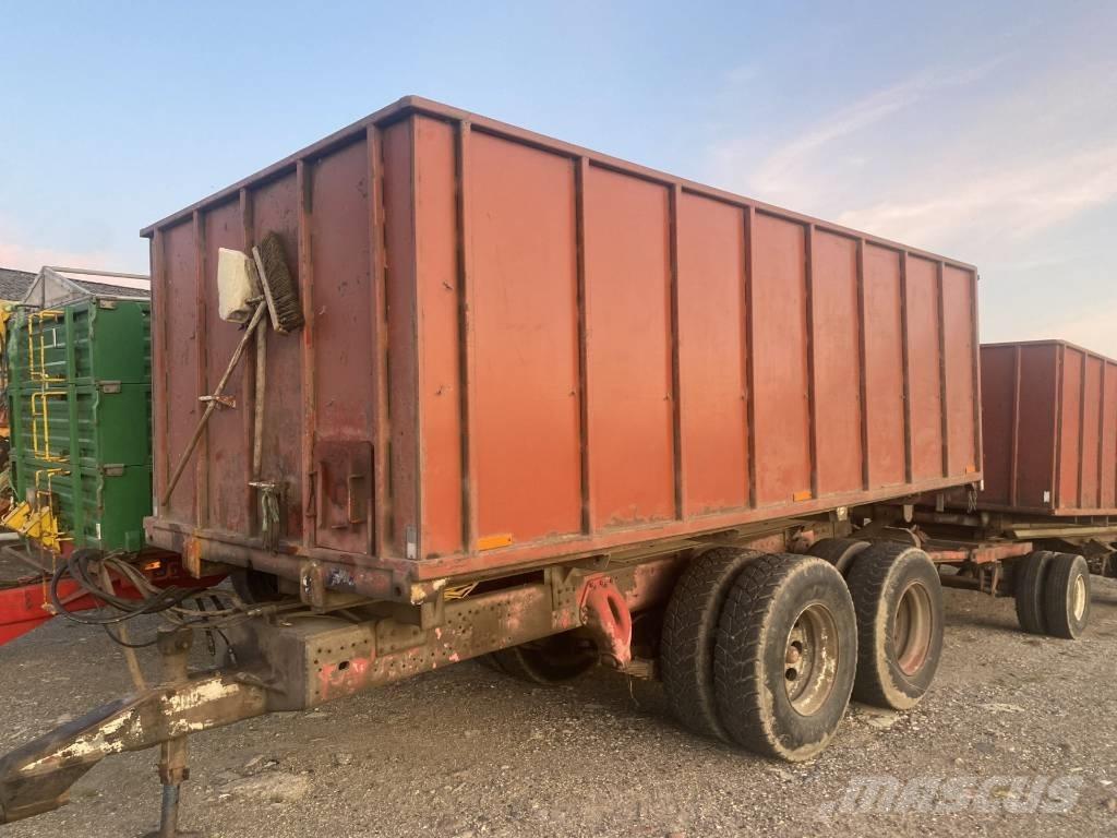 Scania vogntræk Wywrotki rolnicze