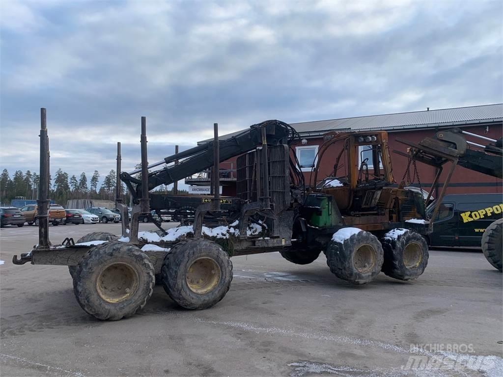 John Deere 1010E Forwardery