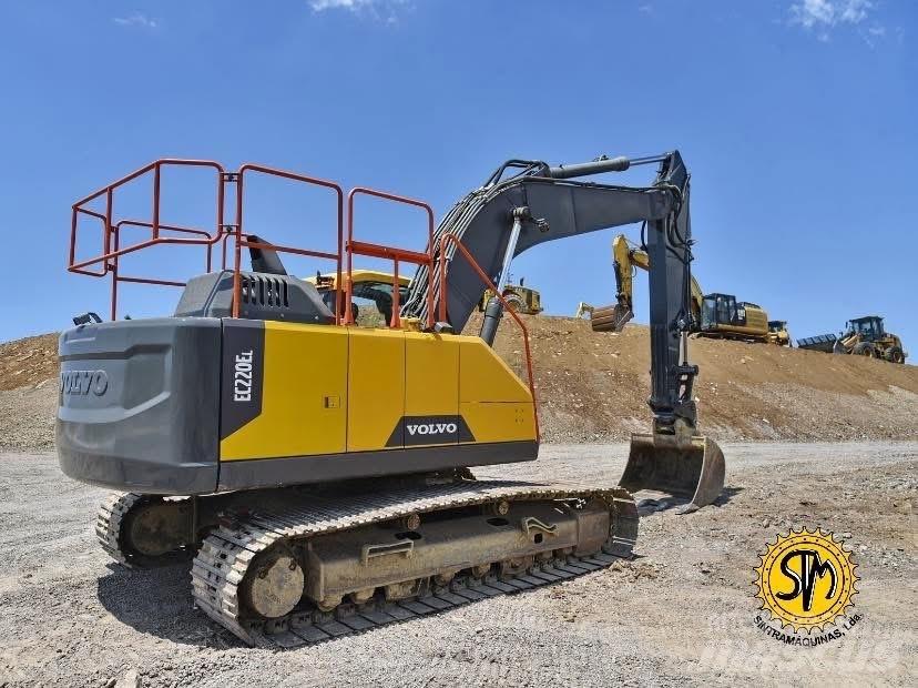 Volvo EC 220 E Koparki gąsienicowe