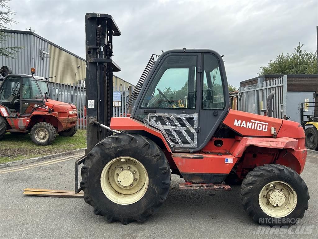 Manitou M26-4 Wózki widłowe terenowe