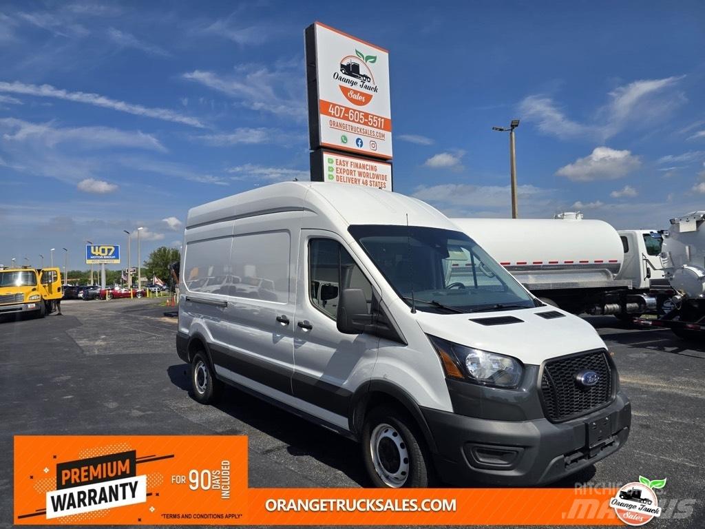 Ford Transit 260 Samochody ciężarowe ze skrzynią zamkniętą