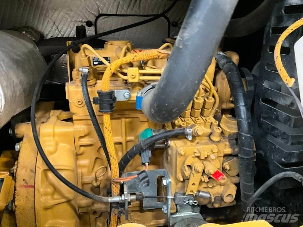 CAT 303 E Koparki gąsienicowe