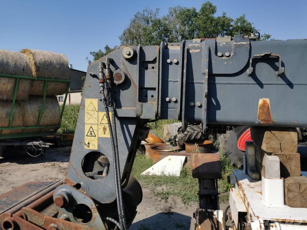 Bobcat T40140 2002r Koparko-ładowarki