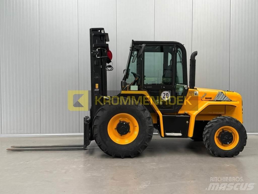 JCB 940 Wózki widłowe terenowe