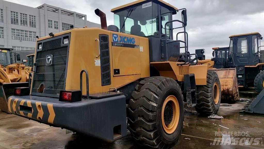 XCMG LW 600 FV Ładowarki kołowe
