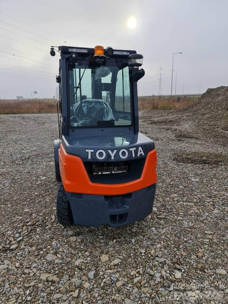 Toyota Tonero Wózki widłowe wysokiego składowania