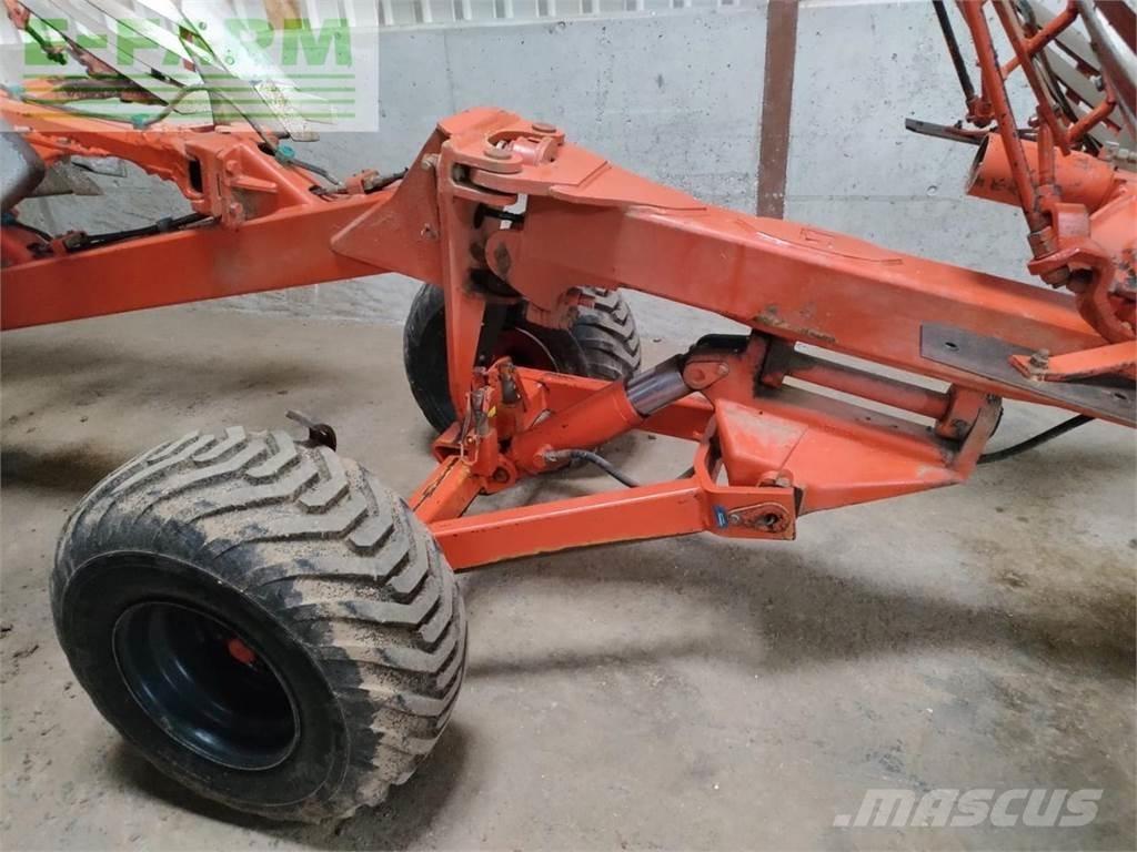 Kuhn Manager 8 NSH Pługi