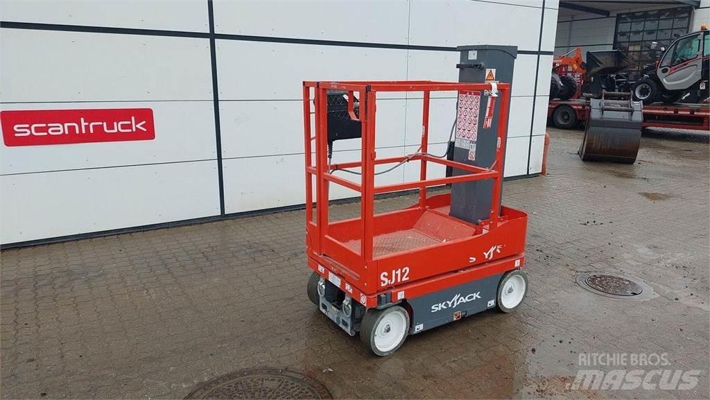 SkyJack SJ12 Podnośniki masztowe