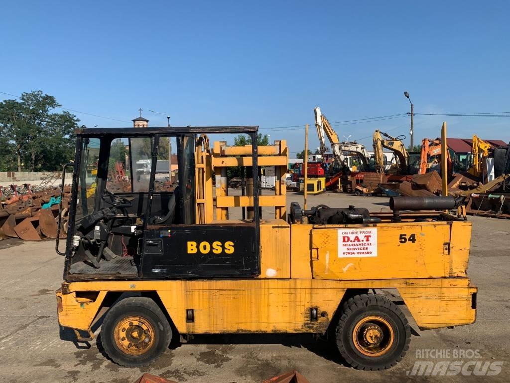Boss LB546 Wózki widłowe boczne