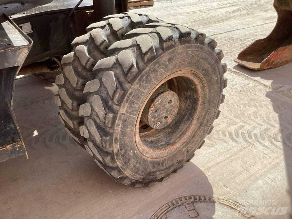 Komatsu PW 160-7E0 Koparki kołowe