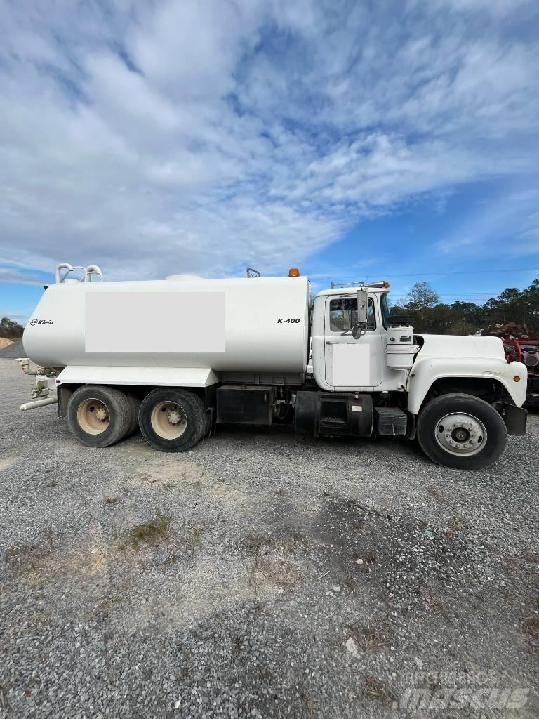 Mack RD 688 Polewaczki