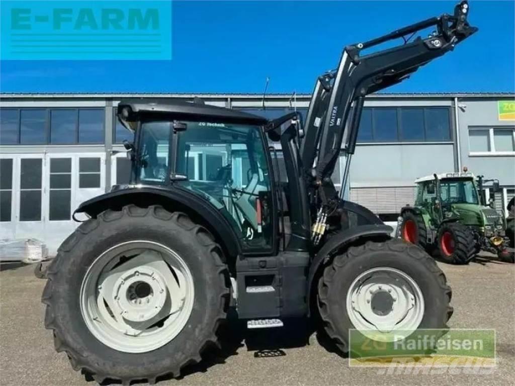 Valtra g135v 1b9 Ciągniki rolnicze
