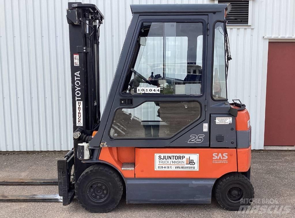 Toyota 7 FB MF 25 Wózki elektryczne