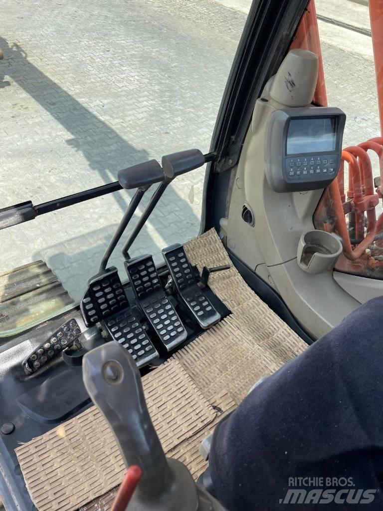 Hitachi ZX 180 Koparki gąsienicowe