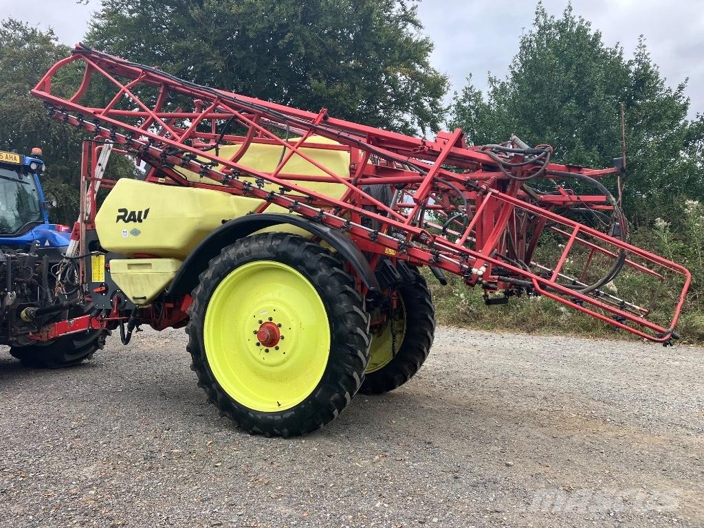 Rau Trailed Sprayer Opryskiwacze zaczepiane