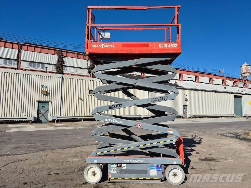 SkyJack SJ 4632 Podnośniki nożycowe