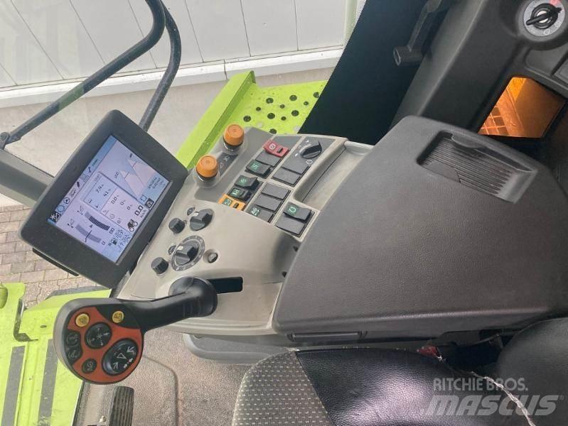 CLAAS LEXION 750 Kombajny zbożowe
