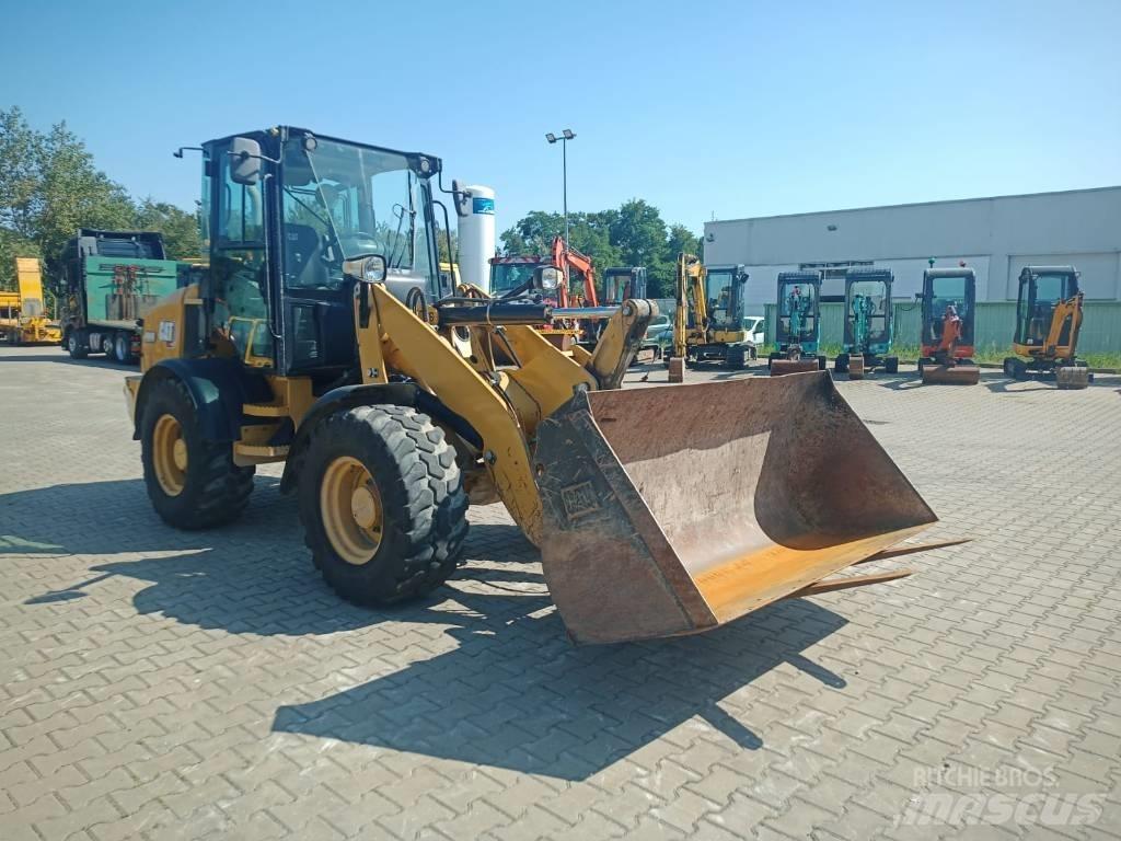 CAT 908 M Ładowarki kołowe