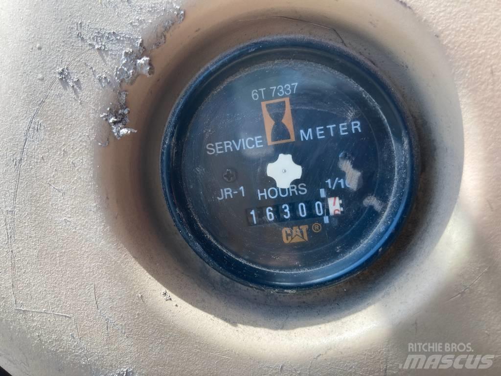 CAT 330 B Koparki gąsienicowe