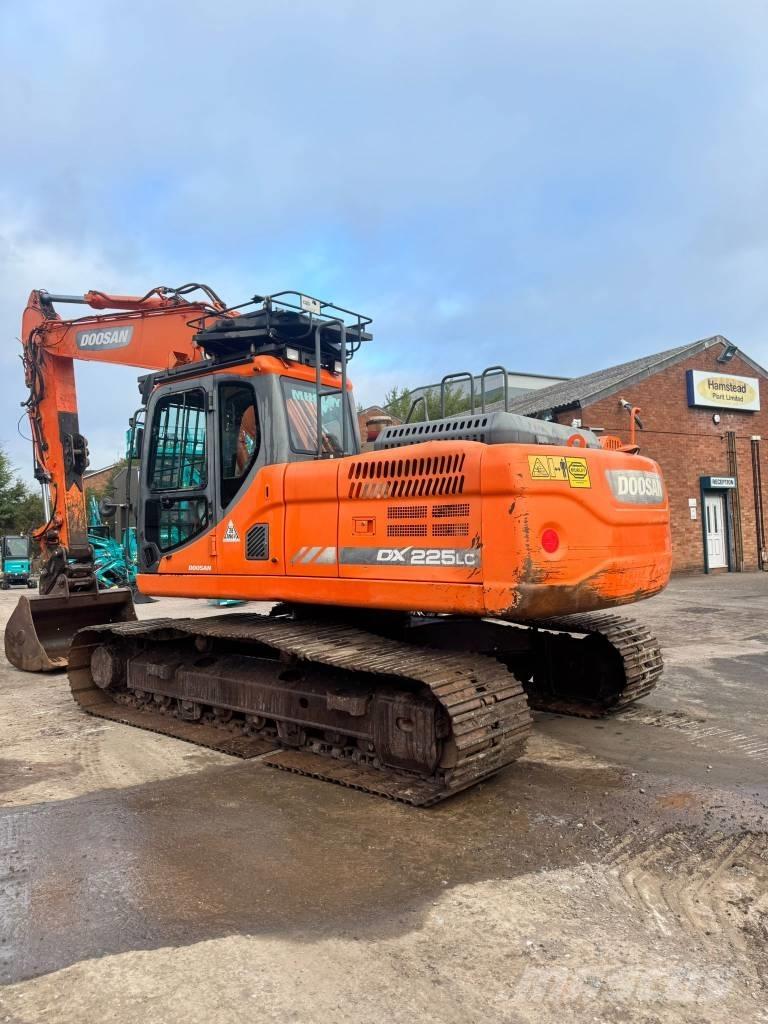 Doosan DX 225 LC Koparki gąsienicowe
