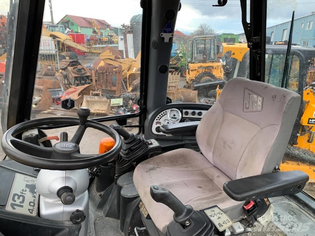 JCB 4 CX Koparko-ładowarki