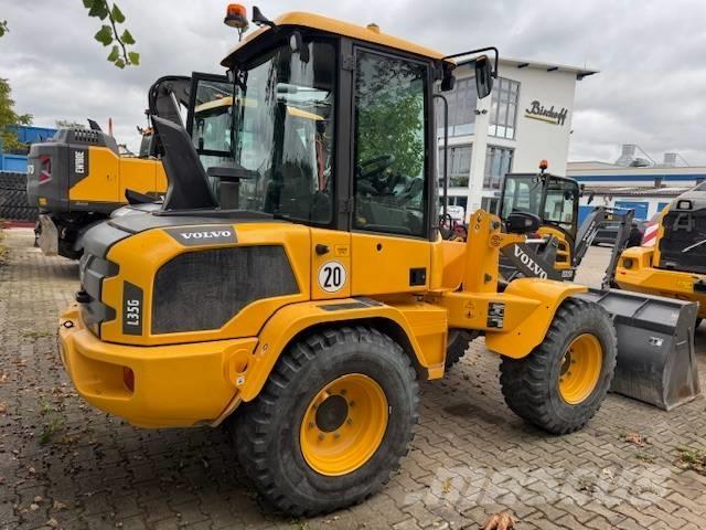 Volvo L35G Ładowarki burtowe
