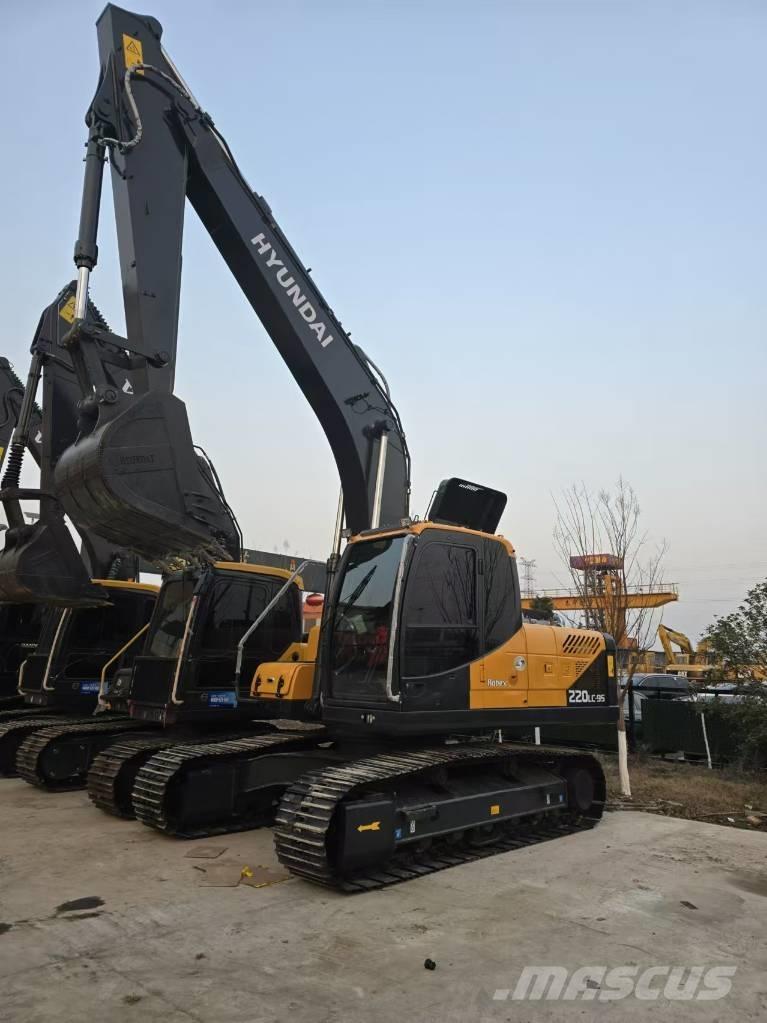 Hyundai 220-9 Midikoparki  7t - 12t