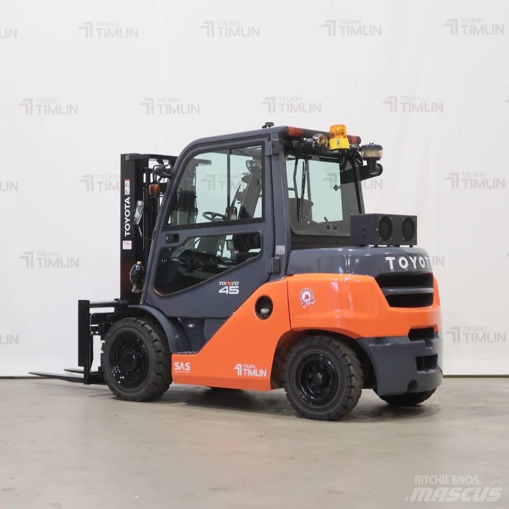 Toyota 40-8FD40N Wózki Diesla