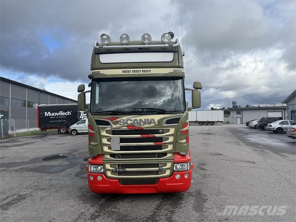 Scania R580 8X2 Samochody ciężarowe ze skrzynią zamkniętą