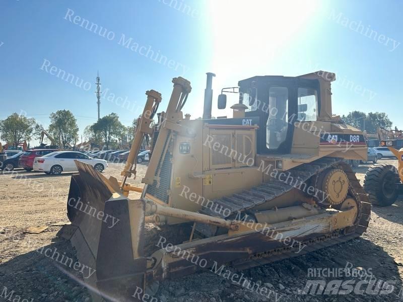 CAT D 8 R Spycharki gąsienicowe