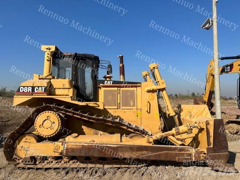 CAT D 8 R Spycharki gąsienicowe