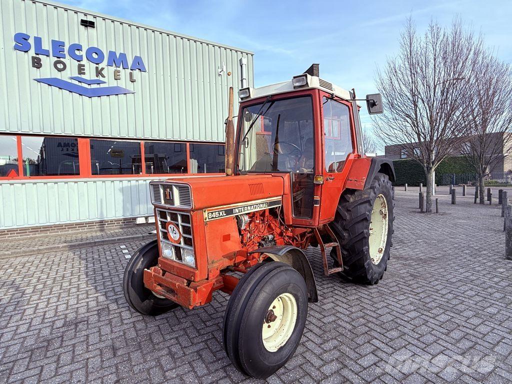 CASE IH 845 XL Ciągniki rolnicze