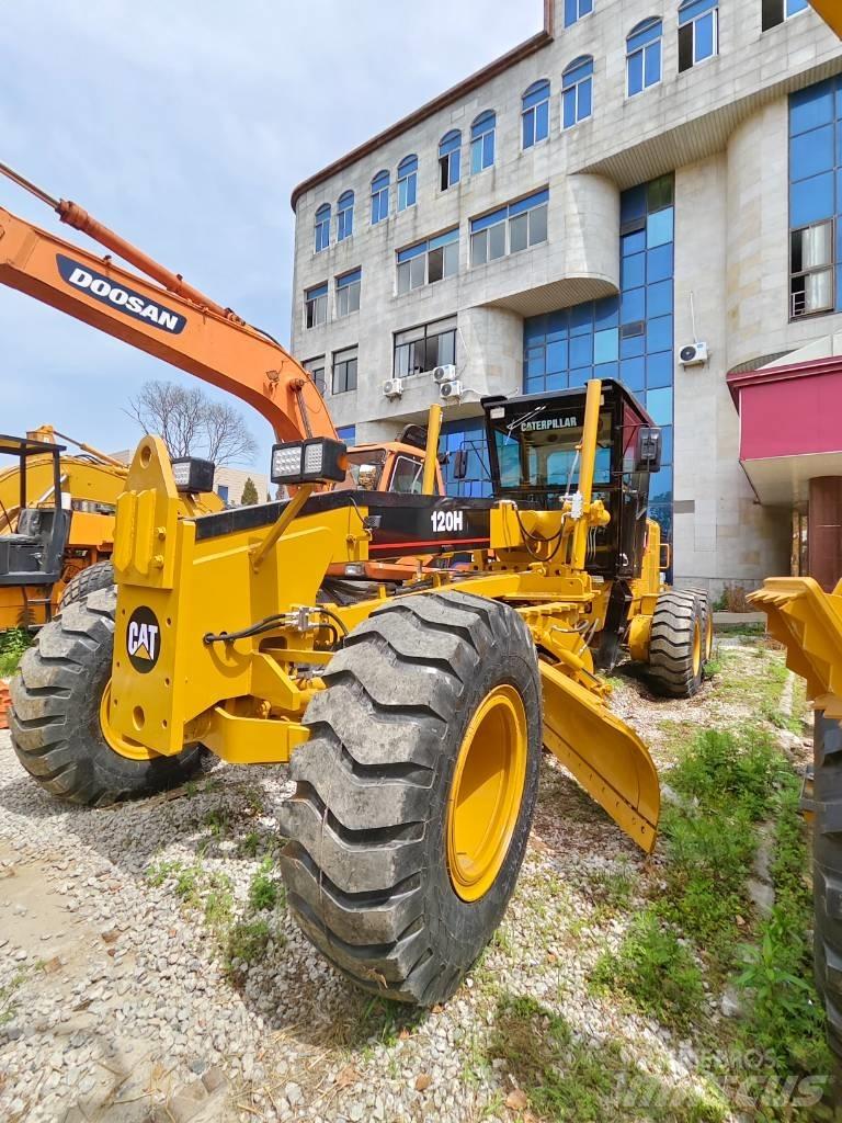 CAT 120 H Równiarki
