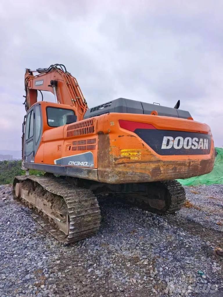 Doosan DX 340 Koparki gąsienicowe