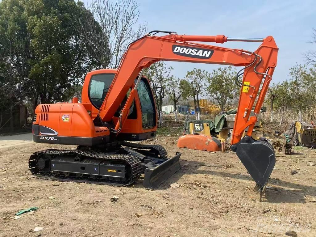 Doosan DX 75-9 C Midikoparki  7t - 12t