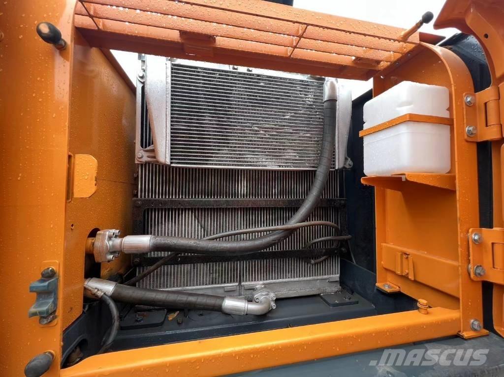Hyundai 220 LC-9S Koparki gąsienicowe