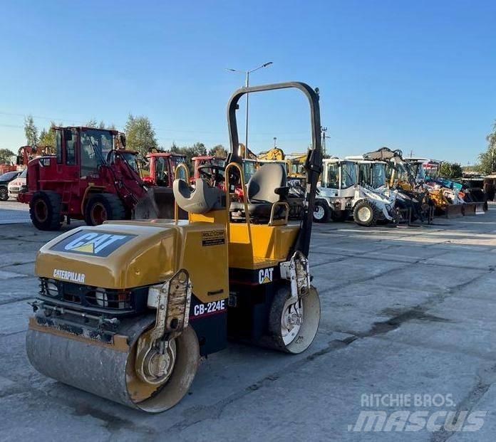 CAT CB 224 E Walce dwubębnowe