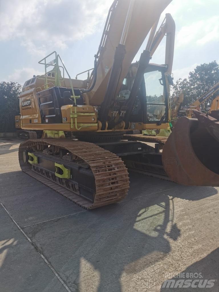 CAT 352 Koparki gąsienicowe
