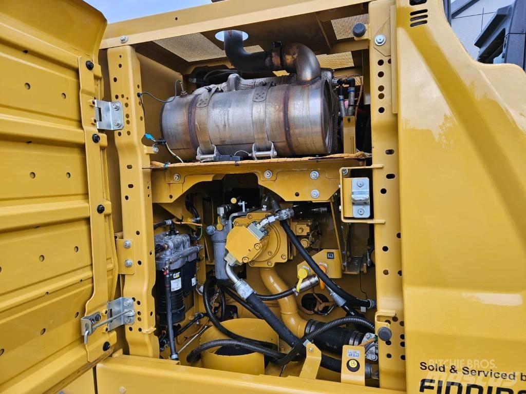 CAT 320 Koparki gąsienicowe