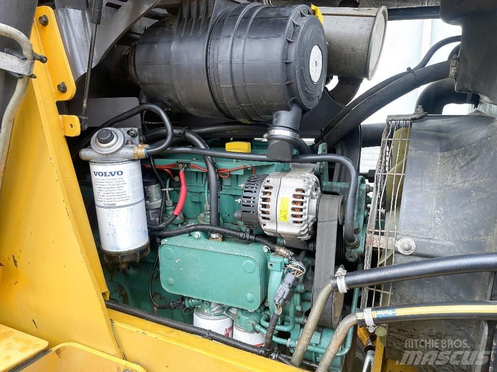 Volvo BL71 Koparko-ładowarki